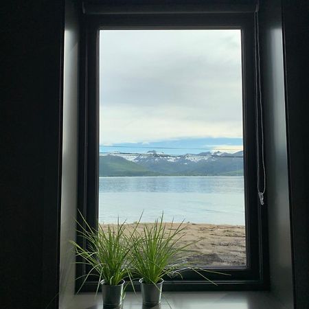 Bedehuset Basecamp Senja Hotel Skaland Exterior photo